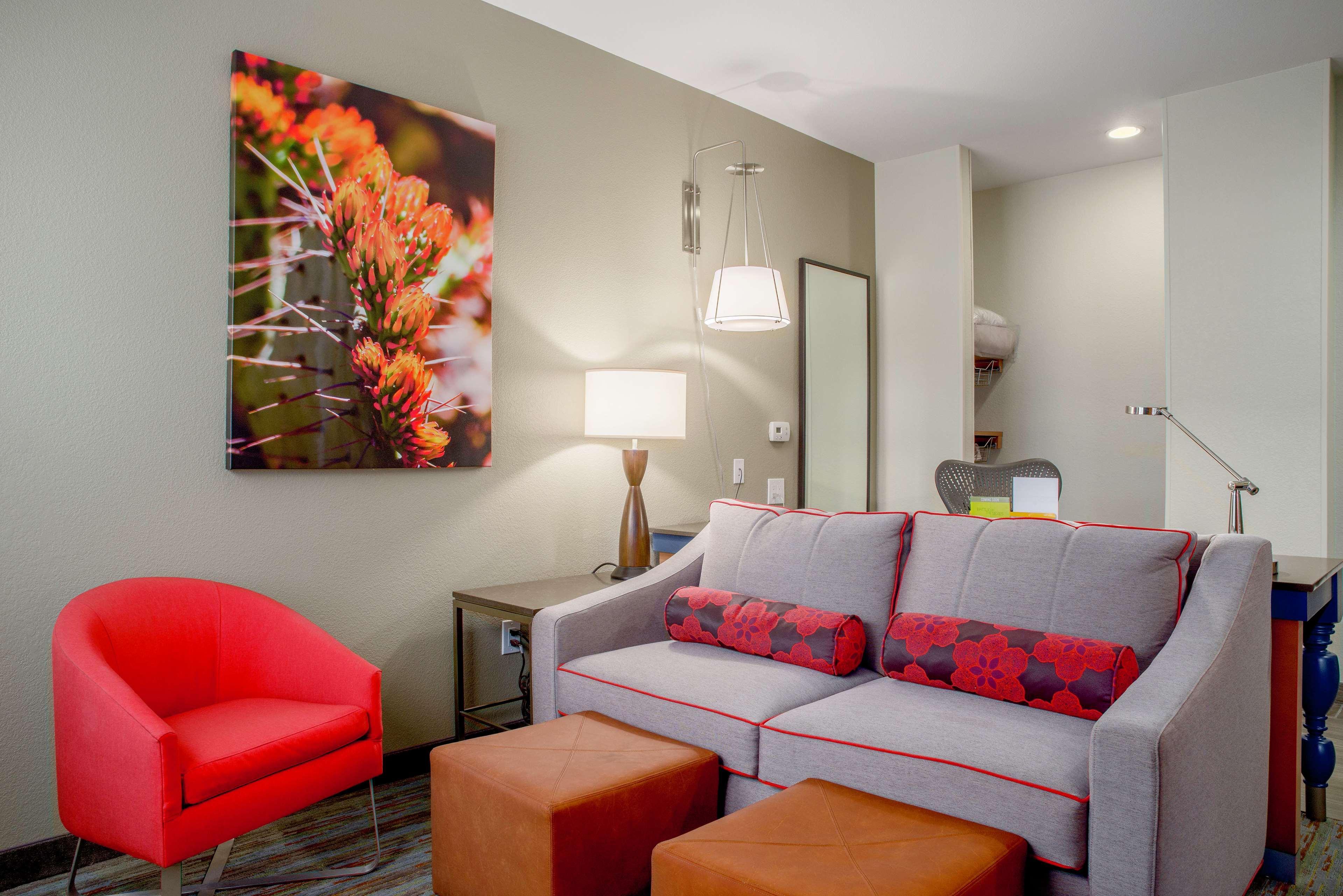 Hilton Garden Inn Phoenix Airport Екстериор снимка