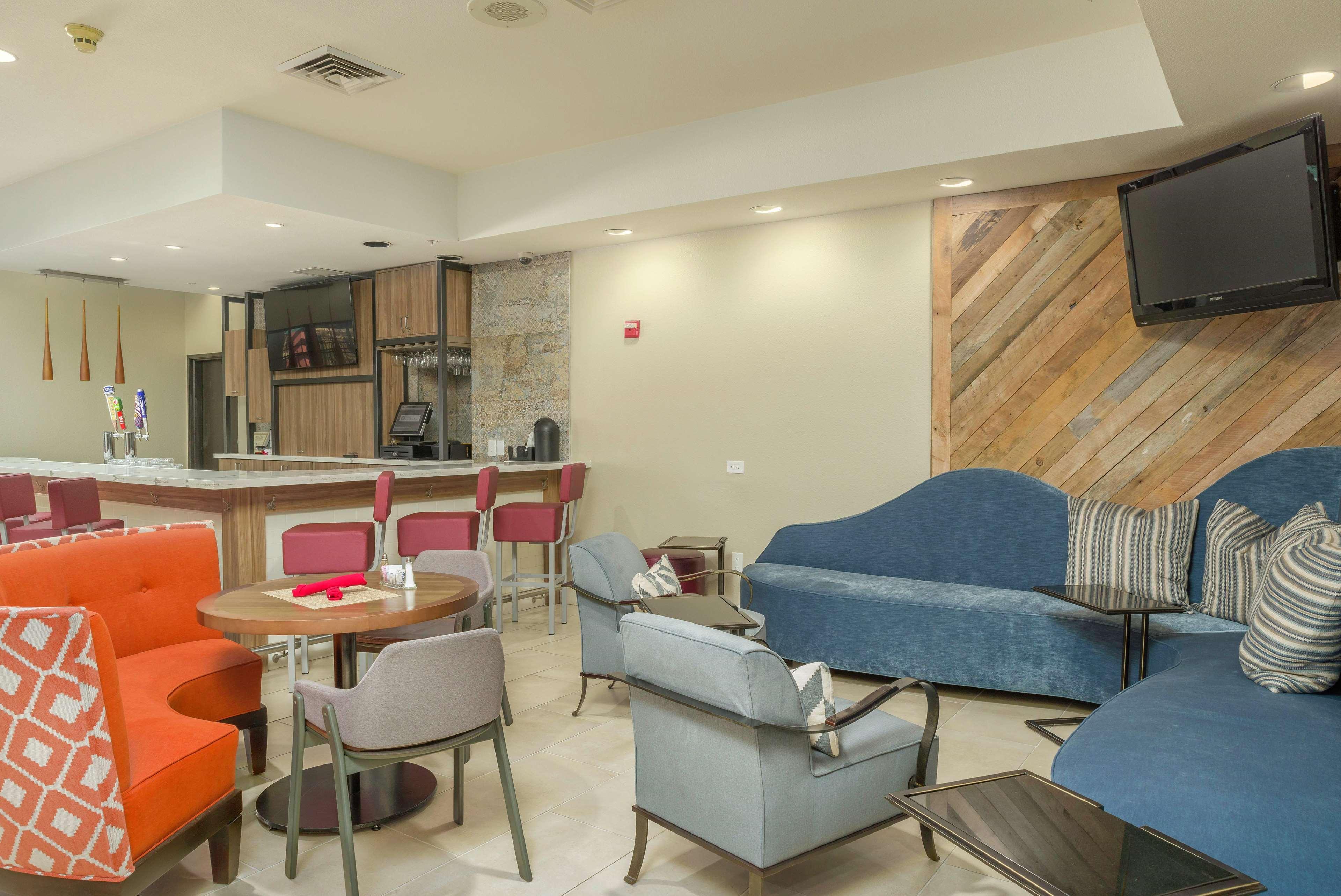 Hilton Garden Inn Phoenix Airport Екстериор снимка