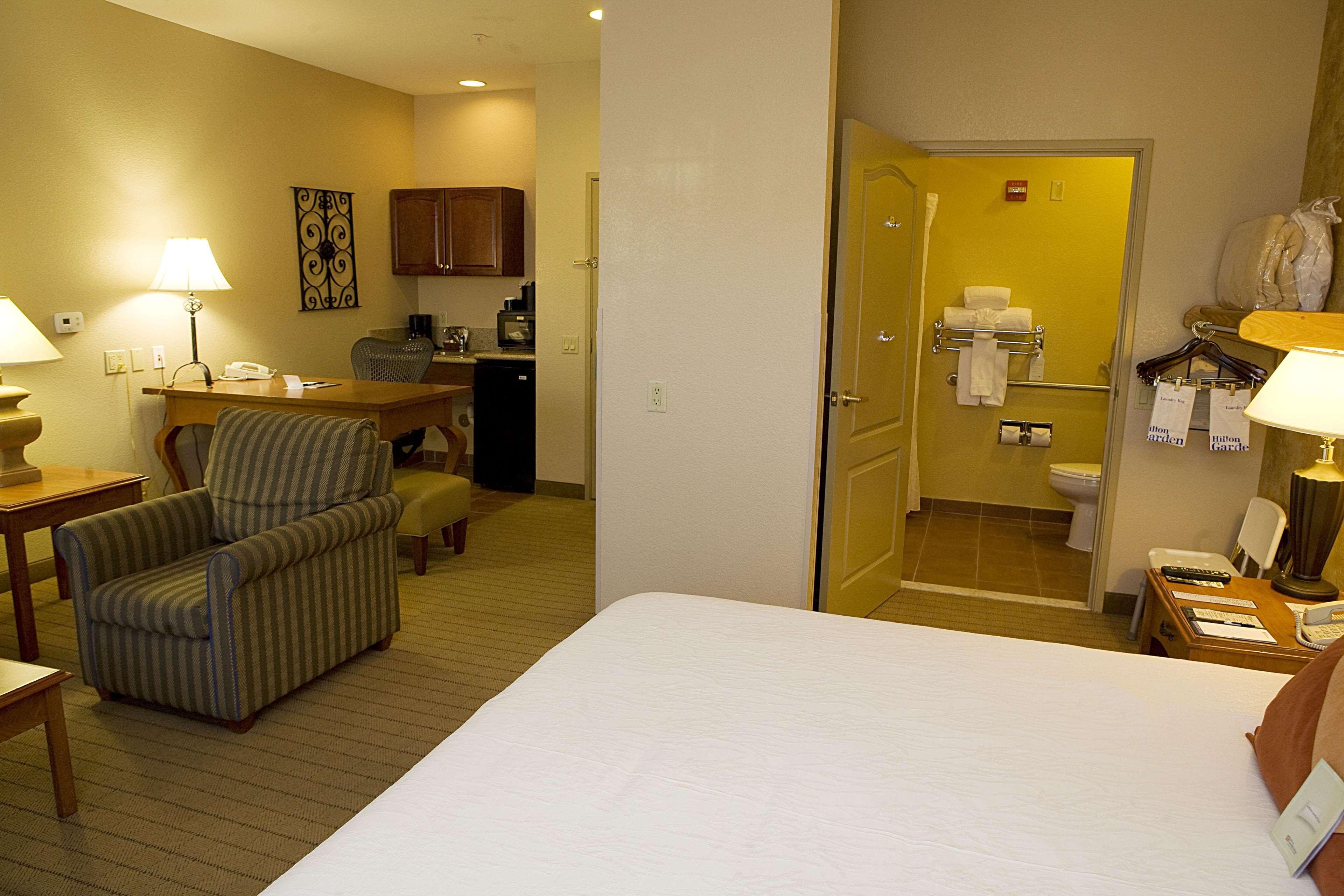 Hilton Garden Inn Phoenix Airport Екстериор снимка