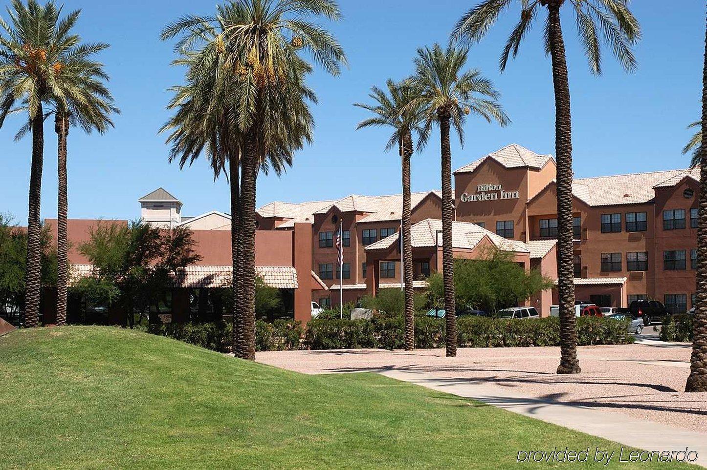 Hilton Garden Inn Phoenix Airport Екстериор снимка