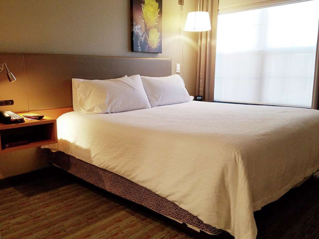 Hilton Garden Inn Phoenix Airport Стая снимка
